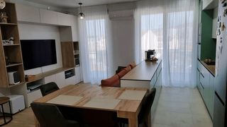 Cât l-a costat pe un român să își finiseze și să-și mobileze complet un apartament cu 3 camere: „Pentru mine ai dat-o în bară”