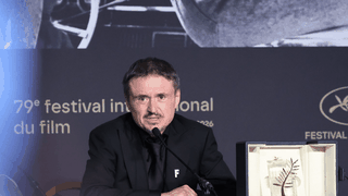 Triumf pentru România la Cannes! Cristian Mungiu a câștigat Palme d’Or cu „Fjord”