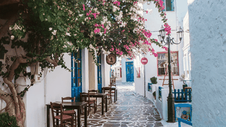 Grecia, sub lupa autorităților. Ce descoperiri au fost făcute în stațiunile turistice