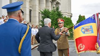 Ce pensie avea generalul Dorin Ioniță. Din ce afacere câștiga bani soția acestuia
