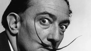 Astăzi s-a născut Salvador Dalí. Tragedia care l-a distrus pe marele pictor. „Dacă vei juca rolul unui geniu, vei deveni unul”