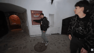 Noapte de groază la Castelul Corvinilor! Doi youtuberi americani, singuri în fortăreață. Ce au încercat să descopere