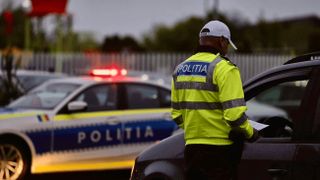 Care sunt salariile în M.A.I. Cât ia în mână un polițist debutant și cine ajunge la 4.000 de euro pe lună