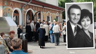 Primele imagini de la înmormântarea Sandei Țăranu, „Vocea de aur” a TVR. Își va dormi somnul de veci alături de marea dragoste. Ce scrie pe coroana depusă de sora ei