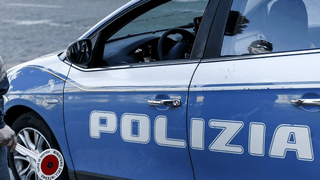 Apel neobișnuit la 112. O femeie și-a reclamat soțul pentru că refuza relațiile intime