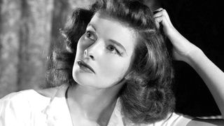 Astăzi, 12 mai, s-a născut Katherine Hepburn. Actrița a fost nominalizată de 12 ori la Oscar. „Dacă respecți toate regulile, pierzi toată distracția”