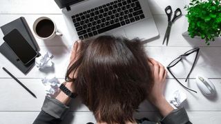 Apare concediul &bdquo;de epuizare&rdquo;. Burnoutul va fi reglementat prin lege. Ce obligații noi vor avea angajatorii