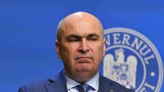 Incredibil! După ce a fost demis de Parlament, Bolojan a &icirc;nființat o comisie guvernamentală care să elaboreze legi. Sub conducerea Oanei Gheorghiu