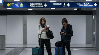 Atenție dacă pleci &icirc;n Italia &icirc;n noiembrie! Trei zile cu greve care pot da peste cap zborurile și trenurile