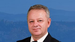 Apar persoanele fizice autorizate să se prostitueze. Un deputat vrea sex pe bani reglementat, fiscalizat și legalizat