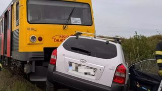 Impact dezastruos &icirc;n Timiș. Un bărbat și-a pierdut viața &icirc;n a doua zi de Paște, după ce mașina lui a fost izbită de tren