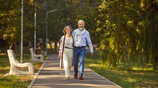 Reguli noi pentru pensionare &icirc;n 2026. C&acirc;ți ani trebuie să cotizeze un rom&acirc;n pentru a se putea pensiona anticipat