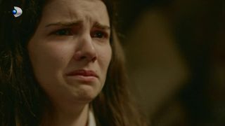 Rezumat episodul 10 &bdquo;Ai nimănui&rdquo;, difuzat &icirc;n 10 aprilie 2026 la Kanal D: Tensiunile dintre Azize și Devran cresc pe zi ce trece, iar frații se luptă &icirc;n continuare pentru supraviețuire