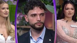 Daniela, geloasă pe Valentin: &bdquo;El se simte ușor inferior Danielei&rdquo;. Aflați care este motivul pentru care concurenta ajunge să &icirc;ncingă spiritele &icirc;n Casa Iubirii duminică, 28 iunie, de la orele 16:00 și 19:00, la Kanal D