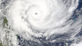 Un ciclon puternic amenință Europa! Cum se va manifesta fenomenul și ce țări vor fi afectate