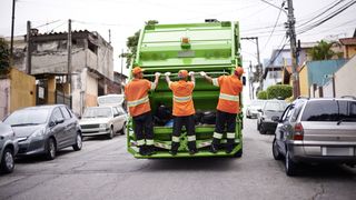 Orașul din Rom&acirc;nia unde taxa pe gunoi poate ajunge și la 1.000 de lei de familie