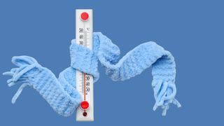 Este cod galben de ger. Prognoza meteo pentru marți, 13 ianuarie 2026: Meteorologii ANM anunță ger năprasnic cu temperaturi negative &icirc;n toată țara