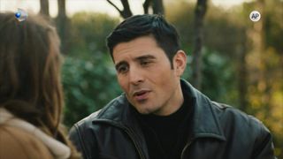 Rezumat episodul 70 &bdquo;Fata de la fereastră&rdquo;, difuzat &icirc;n 13 ianuarie 2026 la Kanal D: Povestea se schimbă c&acirc;nd Muzo află că Hayri este căsătorit și are două fiice. &Icirc;i va spune sau nu adevărul lui Nalan