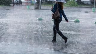Vremea se schimbă brusc &icirc;n Rom&acirc;nia și apar ploile. Meteorologii ANM au emis prognoza meteo pentru perioada 6-10 mai