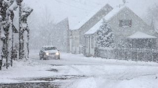 Se anunță ninsori la final de octombrie! Orașul din Rom&acirc;nia unde va ninge trei zile la r&acirc;nd