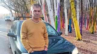 Un bărbat din Motru a avut parte de un sf&acirc;rșit tragic după ce a căzut dintr-un cireș. A rămas suspendat &icirc;ntre ramuri