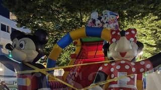 DOAMNE FEREȘTE! &Icirc;nainte să moară la Zilele Orașului, copilul de 2 ani s-ar fi l... Vezi mai mult
