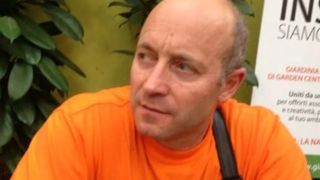 Dinu, un rom&acirc;n stabilit &icirc;n Italia, și-a pierdut viața &icirc;n timp ce se afla la muncă. Bărbatul a fost strivit de o placă metalică