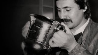 Handbalul rom&acirc;nesc este &icirc;ndoliat. S-a stins din viață Nicolae Neșovici, portarul legendarei echipe Minaur Baia Mare