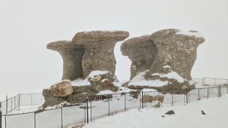 Rom&acirc;nia se află sub COD PORTOCALIU de ninsori! Prognoza meteo luni, 5 ianuarie 2026: Meteorologii ANM anunță ninsori și ploi &icirc;n majoritatea regiunilor din țară