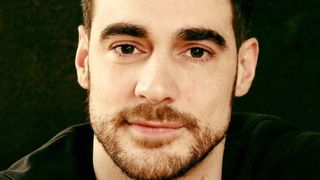 Actorul și regizorul Arnaud Denis a fost eutanasiat la 43 de ani, din propria voință. Cu ce probleme se confrunta