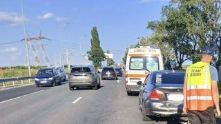 Sf&acirc;rșit tragic pe DN24, &icirc;n județul Vrancea. O femeie și-a pierdut viața după impactul dintre două autoturisme&nbsp;