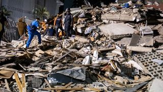 Venezuela zguduită de două cutremure de 7.2 și 7.5 la doar un minut distanță. &bdquo;Posibil p&acirc;nă la 100.000 de victime&rdquo;