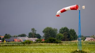 Prognoza meteo ANM pentru miercuri, 18 martie 2026: Meteorologii anunță v&acirc;nt puternic și ninsori &icirc;n anumite zone