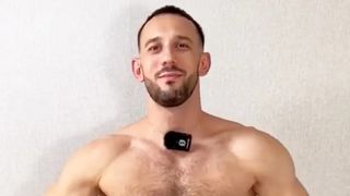 Un antrenor și influencer de 30 de ani și-a pierdut viața după ce a m&acirc;ncat doar fast food timp de săptăm&acirc;ni &icirc;ntregi