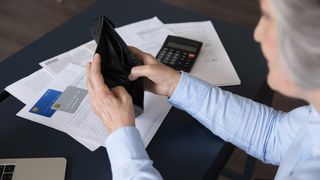 Rom&acirc;nii care pot ieși mai devreme la pensie. Aceștia pot beneficia de reduceri semnificative ale v&acirc;rstei standard de pensionare