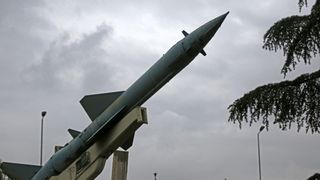 Ziua 31 de conflict &icirc;n Orientul Mijlociu. Donald Trump vrea să ocupe Insula Kharg. Un muncitor indian și-a pierdut viața &icirc;n urma unui atac iranian asupra unei centrale electrice