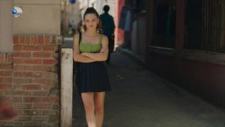 Rezumat episodul 7 &bdquo;O nouă șansă&rdquo;, difuzat &icirc;n 10 februarie 2026 la Kanal D: Derya &icirc;ncearcă să afle adevărul despre părinții săi și nimerește &icirc;n mijlocul unui conflict