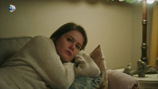 Rezumat episodul 78 &bdquo;Fata de la fereastră&rdquo;, difuzat &icirc;n 23 ianuarie 2026 la Kanal D: Nalan se confruntă cu gelozia lui Hayri la fiecare pas pe care &icirc;l face