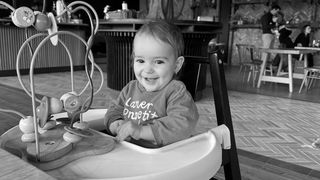 Au venit rezultatele autopsiei &icirc;n cazul Sarei, fetița de 2 ani care s-a stins &icirc;n urma unei anestezii la o clinică stomatologică din Capitală