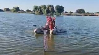Adolescent de 15 ani, găsit fără viață &icirc;n Balta de la Șimian, &icirc;n Bihor. Băiatul intrase &icirc;n apă &icirc;mpreună cu un prieten