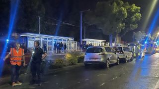Două persoane și-au pierdut viața și alte 10 au ajuns &icirc;n spital după ce o mașină a intrat &icirc;n mulțime, &icirc;n Franța
