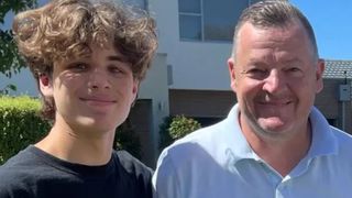 Un t&acirc;năr de 21 de ani și-a pierdut viața după ce s-a tratat pentru gripă. Ce au descoperit de fapt medicii