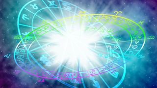 Horoscop pentru ziua de joi, 27 august 2026: Un semn zodiacal &icirc;nt&acirc;lnește pe cineva care &icirc;i va da toată viața peste cap
