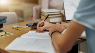 Evaluarea Națională pentru clasa a IV-a continuă azi cu proba la Matematică și Științe ale naturii