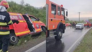 Incident neobișnuit &icirc;n județul Galați. O autospecială ISU a ajuns &icirc;n șanț după ce s-a ciocnit cu o mașină