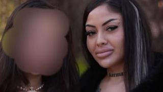Sora Valentinei rupe tăcerea la o săptăm&acirc;nă de la tragicul eveniment: ,,Nu-mi mai blamați părinții&rdquo;. Cum a &icirc;ncercat familia să o ajute pe t&acirc;nără