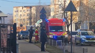 Un bărbat a fost &icirc;njunghiat &icirc;n curtea unei biserici din Iași de un t&acirc;năr venit pentru pomană