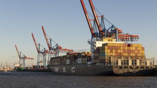 BREAKING NEWS Patru rom&acirc;ni, printre persoanele aflate pe nava MSC Francesca sechestrată de autoritățile din Iran. Anunțul făcut de MAE