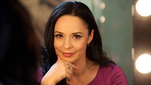 Cum arată sora Andreei Marin. Imagini rare: este blondă, cu ochi albaștri și nu seamănă deloc cu &bdquo;Z&acirc;na&rdquo;