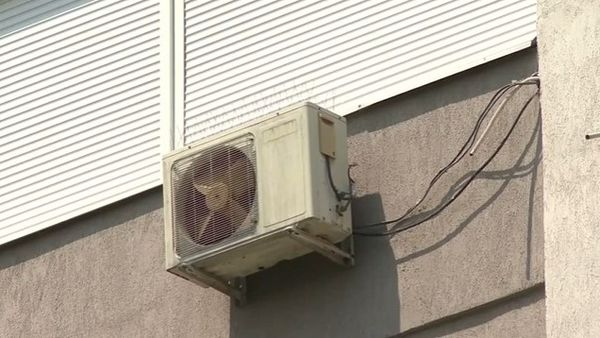 VIDEO Teama de Legionella &icirc;i determină pe rom&acirc;ni să renunțe la aerul condiționat &icirc;n plină caniculă